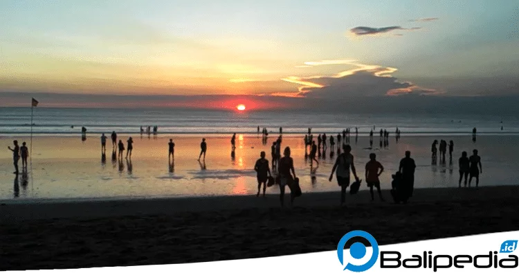Sunset Pantai Kuta Bali